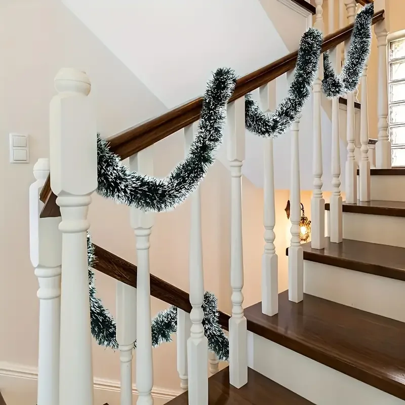 พวงมาลัยประดับคริสต์มาสสีเขียว - Tinsel Garland Decoration บทวิจารณ์และราคา